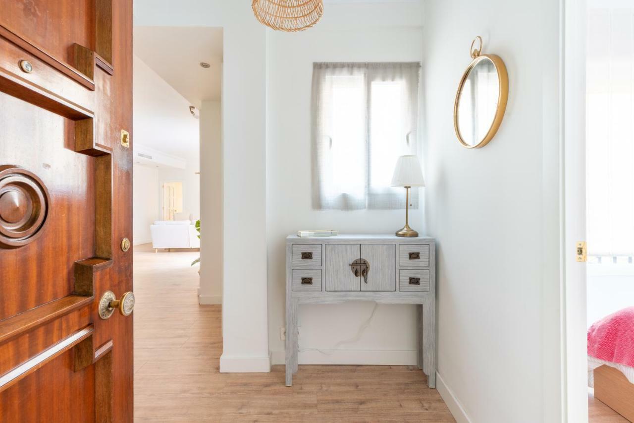 Apartment Unique Homes Setas, Plaza De San Pedro 6 Pax