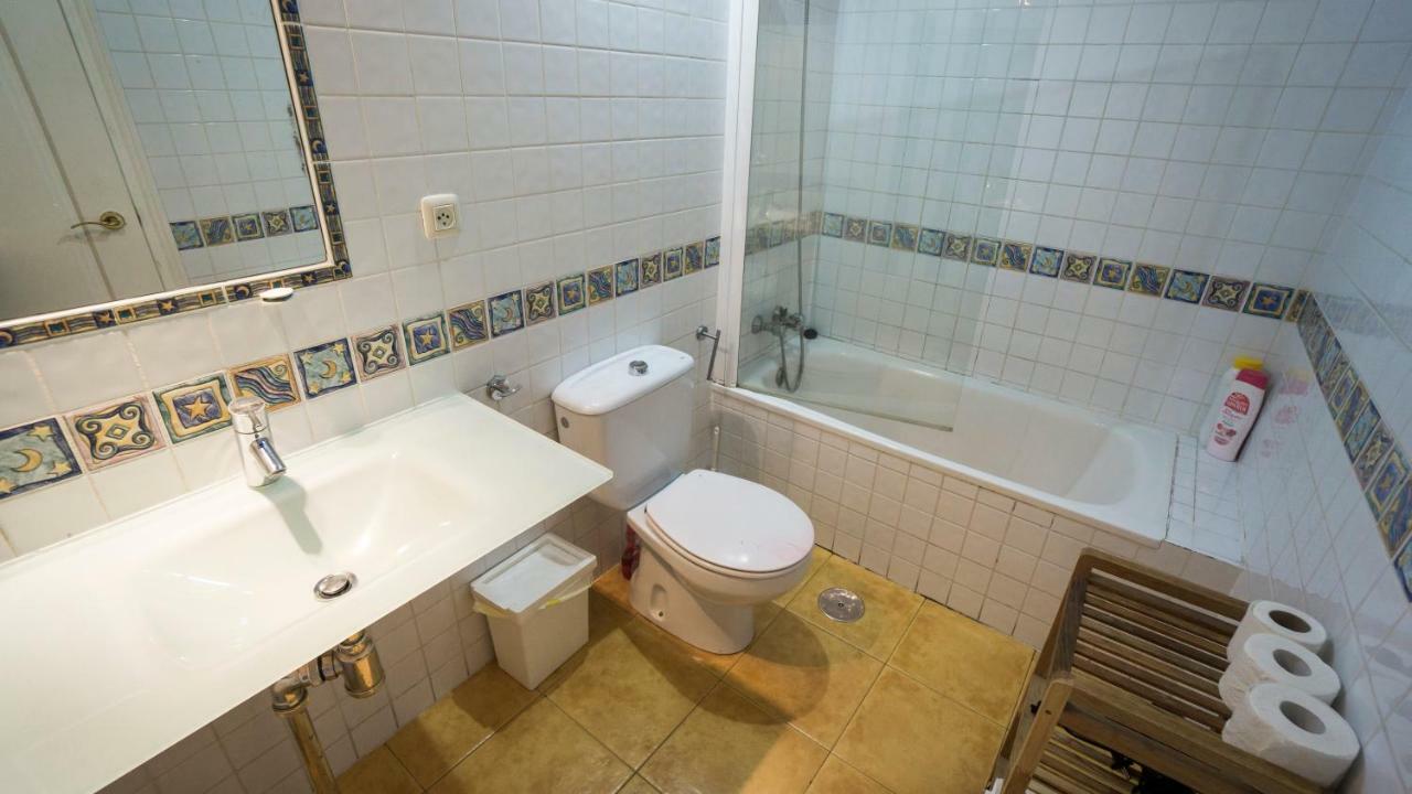Apartamento Rentalsevilla Moderno Y Comodo En Santa Cruz Con Parking *