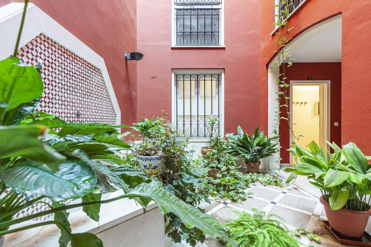 Precioso En Santa Cruz Lirio Bajo Apartment Seville