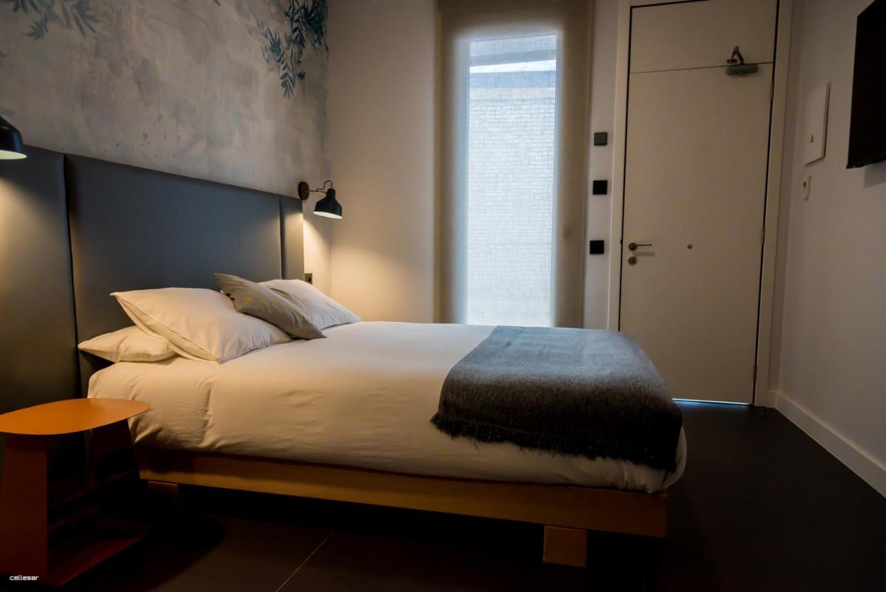 Hotel Welldone Quality - Crystal Pool Seville
