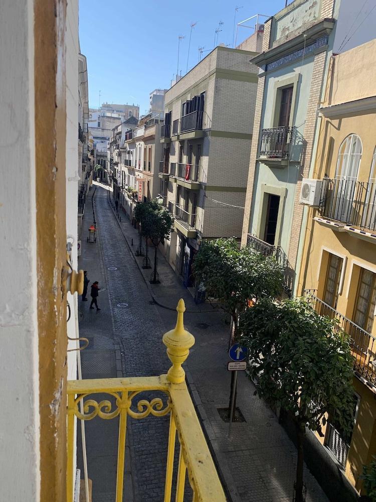 Pensión Giraldilla Sevilla