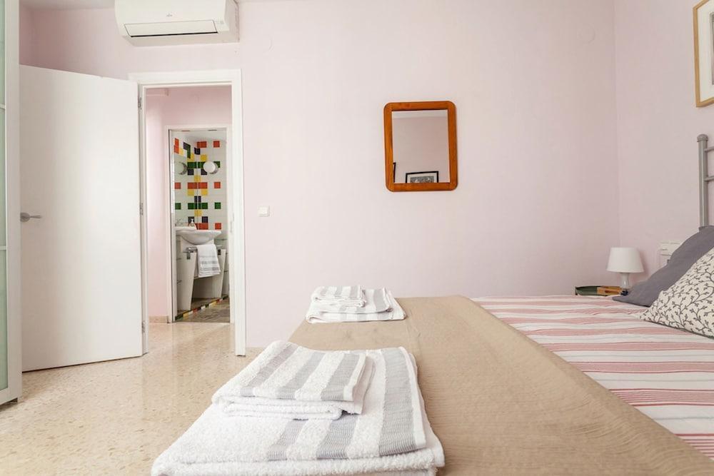 Hotel Apartamento Jardin De Santa Paula Seville
